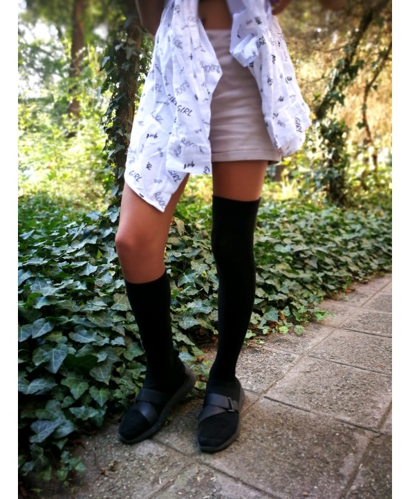 Дълги чорапи с релеф Дълги чорапи с релеф